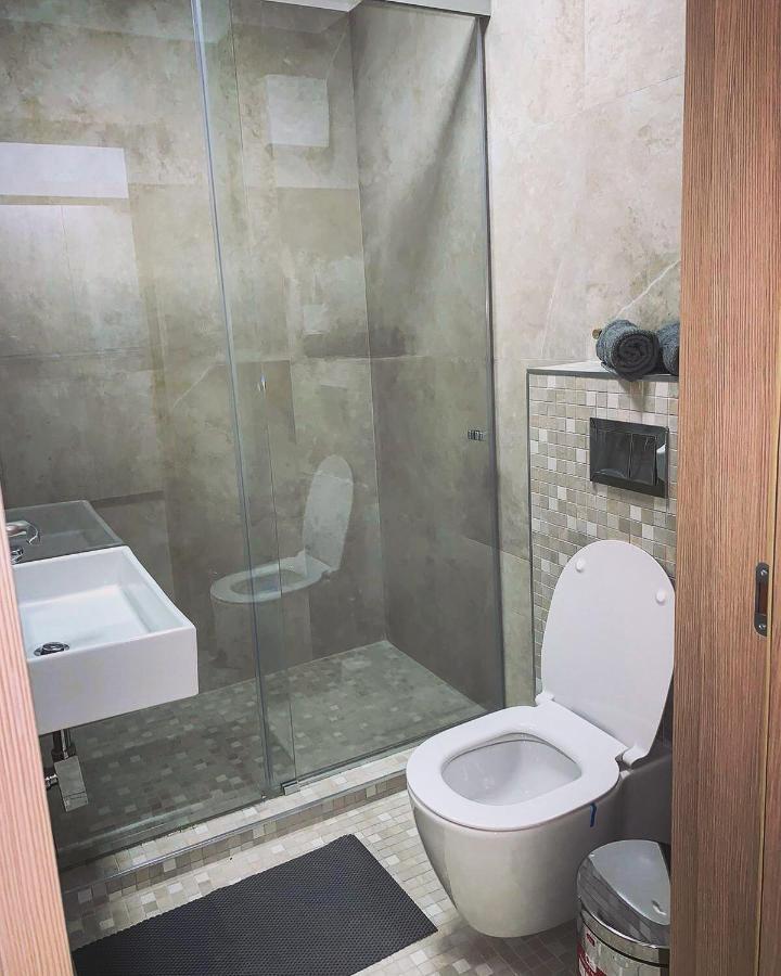 Mega Residance Studios Boekarest Buitenkant foto